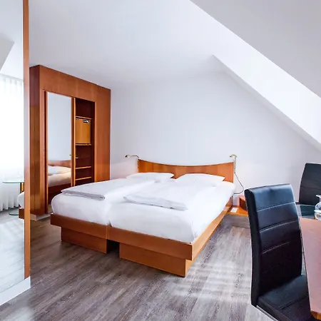 Dormero Airport Hotel