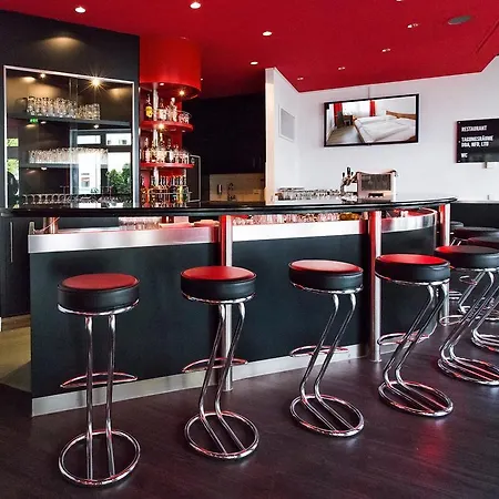 Dormero Airport Hotel