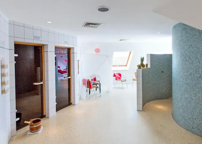 Отель Dormero Airport