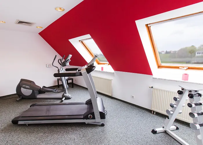 Отель Dormero Airport