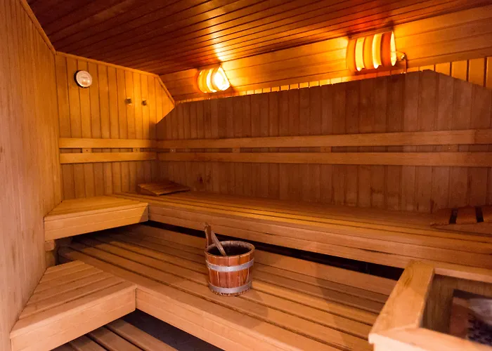 Dormero Airport Отель Дрезден