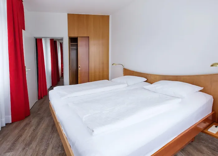 Dormero Airport Отель Дрезден