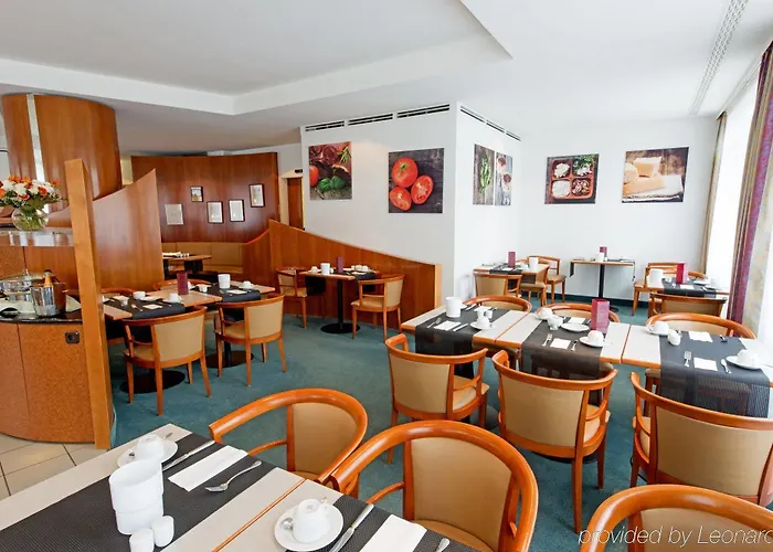 Dormero Airport Отель Дрезден