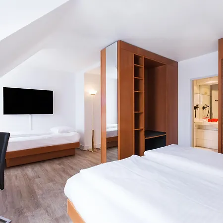 Dormero Airport Hotel
