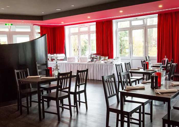 Hotel Dormero Airport Dresden