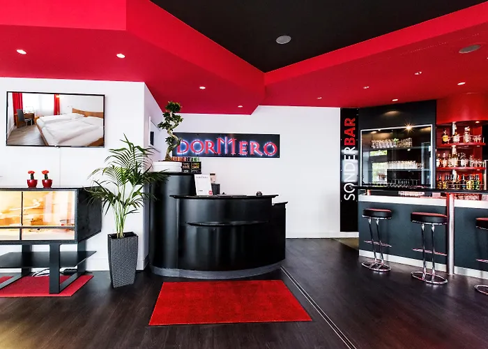 Hotel Dormero Airport 4*